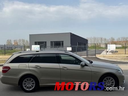 2011' Mercedes-Benz E-Klasa 220 Cdi T photo #4