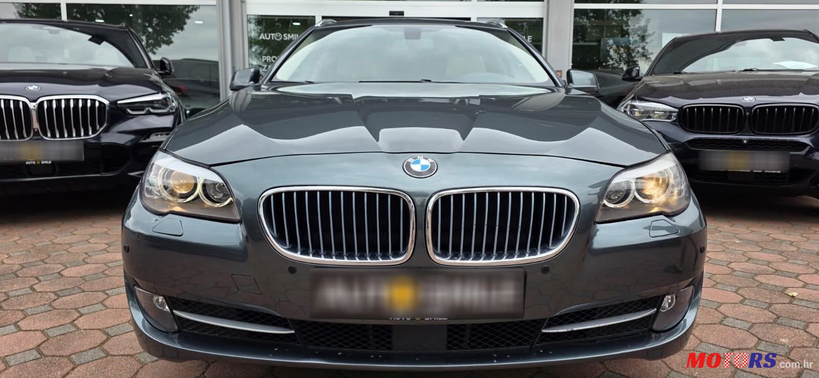 2013' BMW Serija 5 Touring 525Xd photo #4