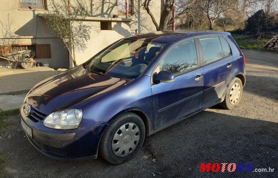 2005' Volkswagen Golf V 1,4 photo #1