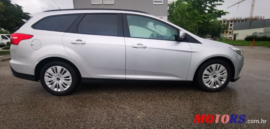 2015' Ford Focus Karavan photo #5