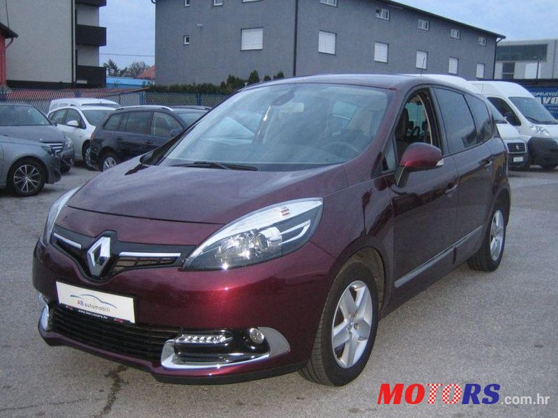 2016' Renault Grand Scenic Dci photo #2