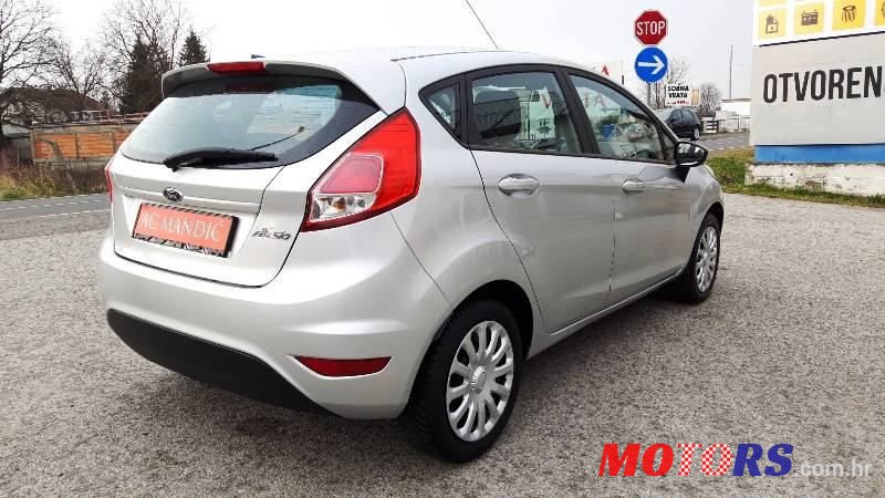 2016' Ford Fiesta photo #6