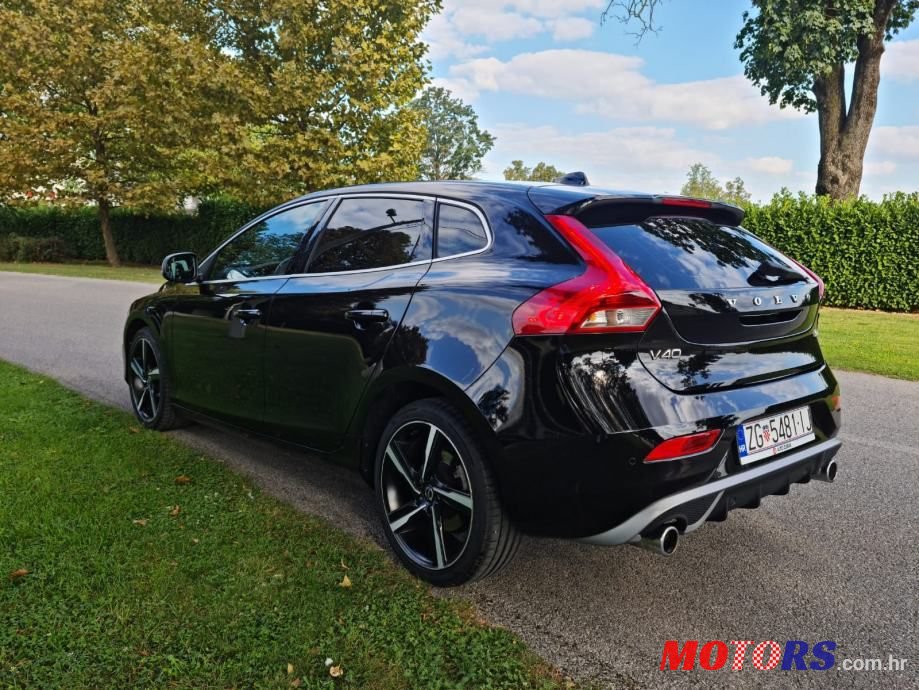 2015' Volvo V40 D2 88G photo #5