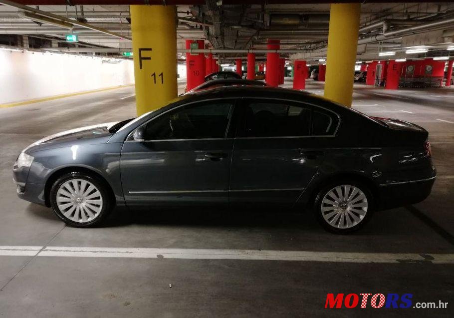 2009' Volkswagen Passat 2,0 Tdi photo #1