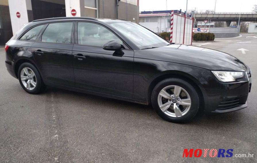 2016' Audi A4 Avant photo #1