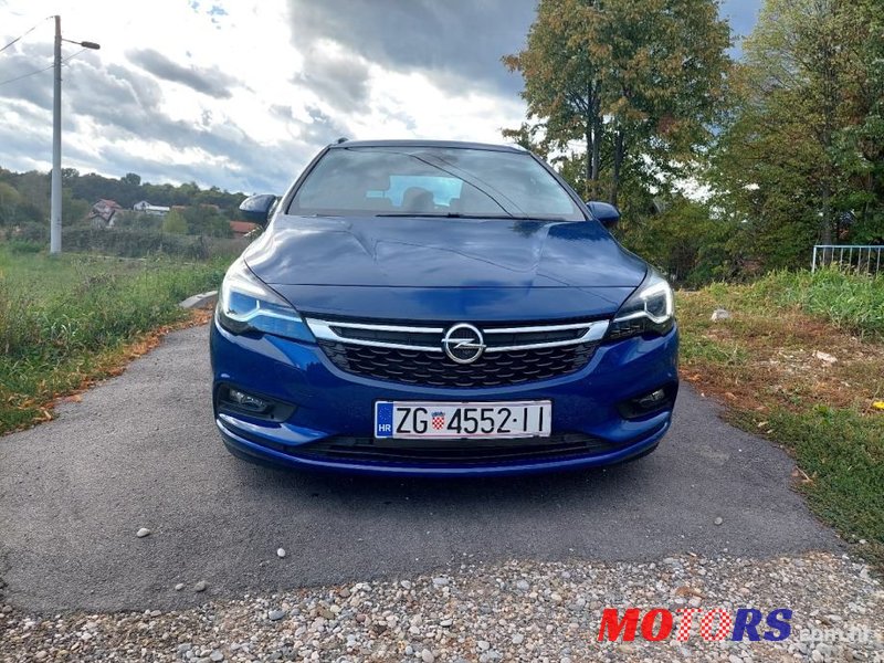 2019' Opel Astra Karavan photo #4