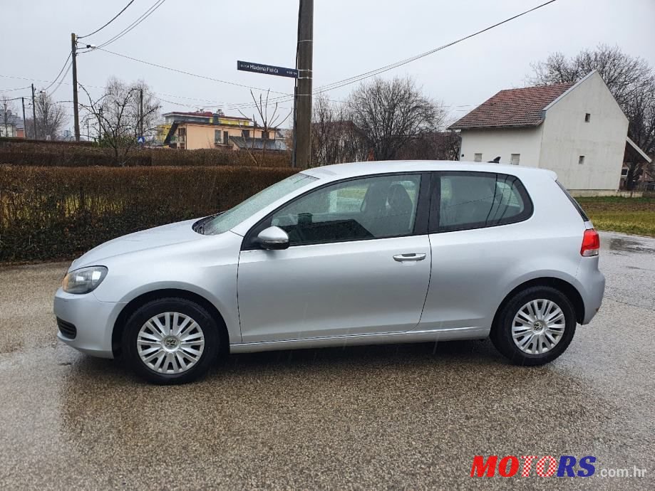 2011' Volkswagen Golf 6 photo #6