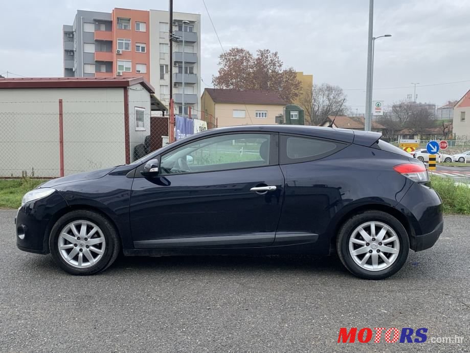 2010' Renault Megane Coupe 1,5 Dci photo #3