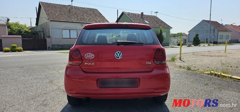 2010' Volkswagen Polo 1,6 Tdi photo #6