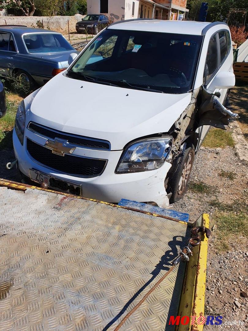 2011' Chevrolet Orlando 2.0 VCDI LT+ photo #7