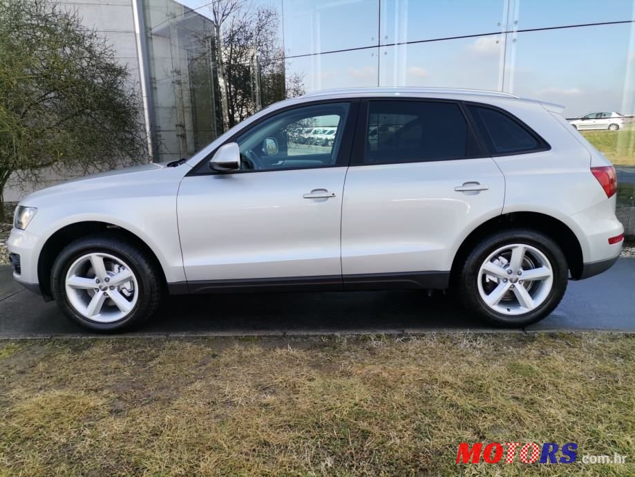 2011' Audi Q5 photo #2