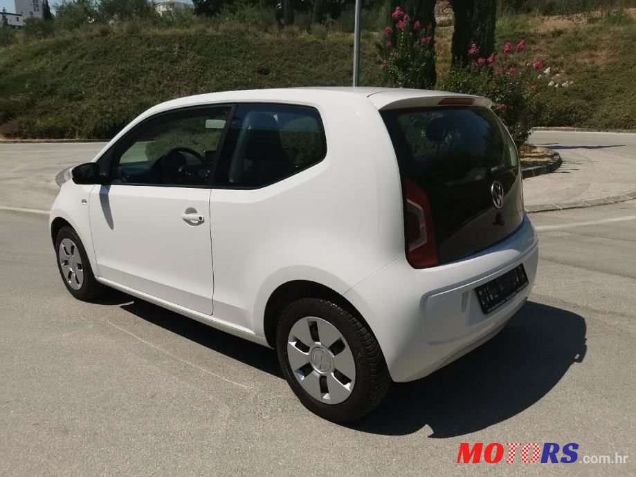 2016' Volkswagen Up! 1,0 photo #3