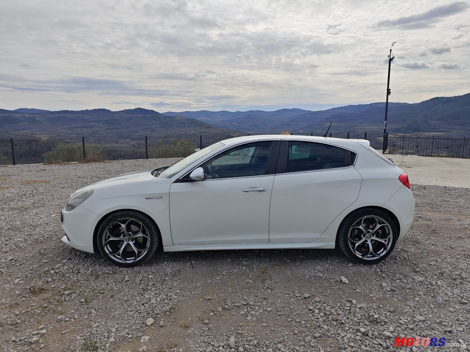 2011' Alfa Romeo Giulietta 2,0 D. N. A photo #1
