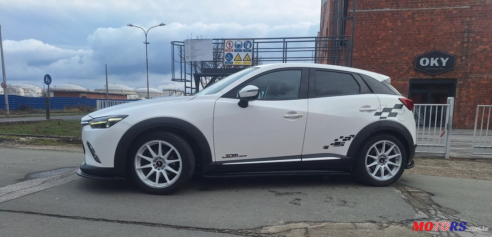 2015' Mazda CX-3 Cd105 Challenge photo #5