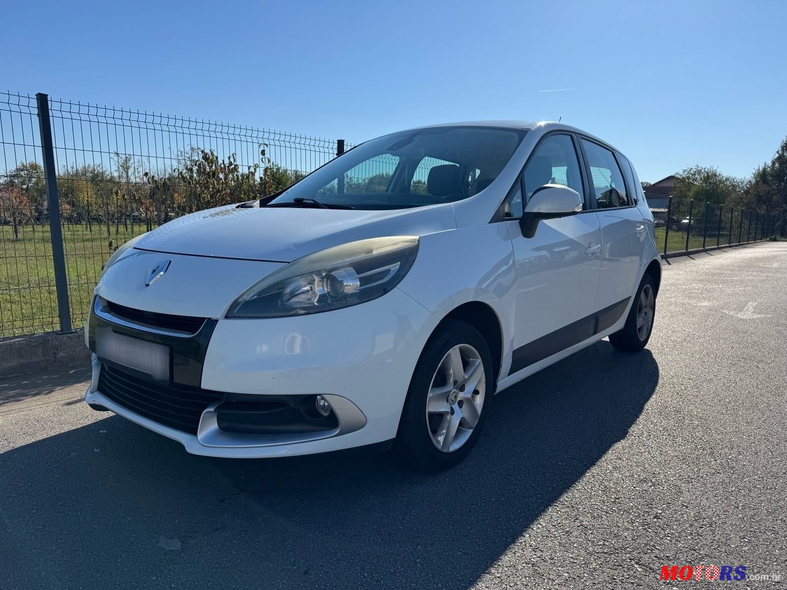2013' Renault Scenic 1,5 Dci photo #1