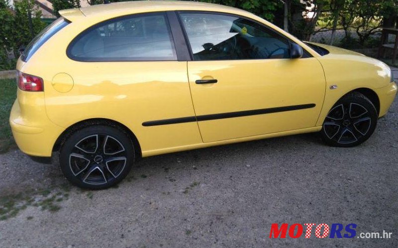 2004' SEAT Ibiza Sport 1,9 Tdi photo #1