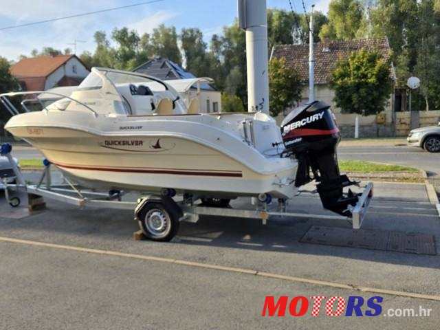 2005' Quicksilver cabin 540 photo #1