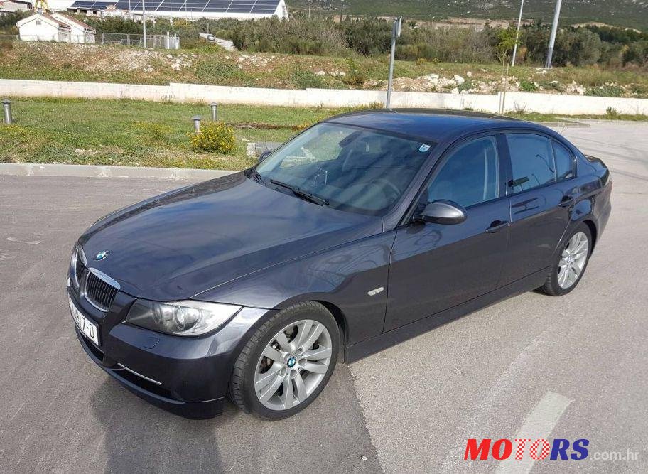 2006' BMW 3 Series 330d photo #2