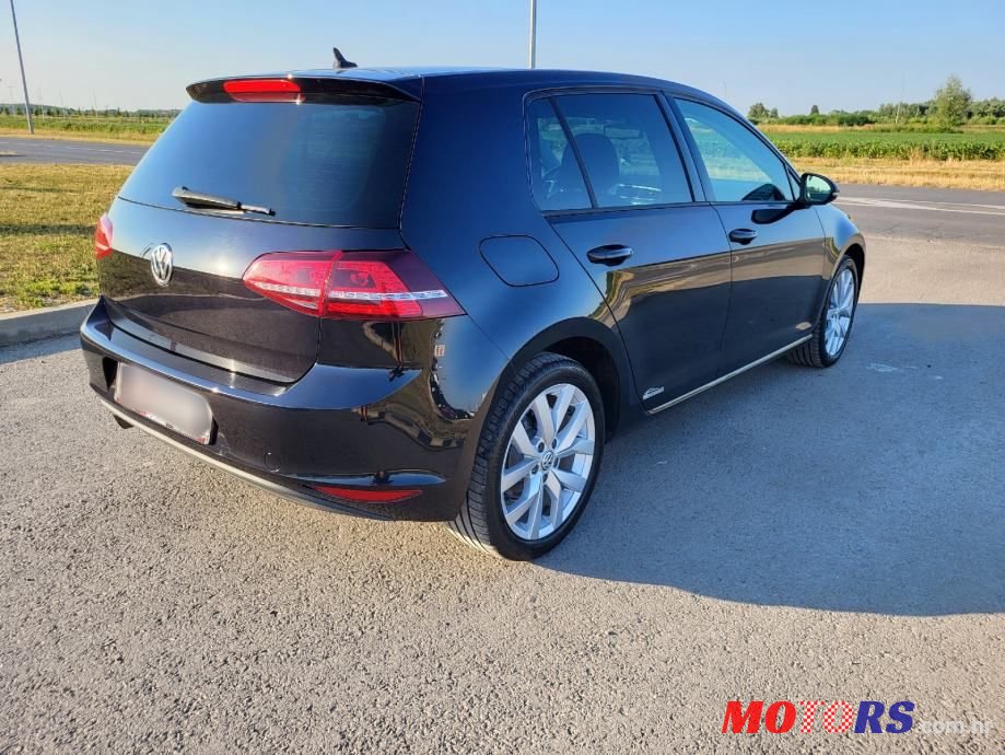2014' Volkswagen Golf 7 photo #6