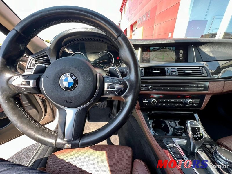 2016' BMW Serija 5 530D photo #6