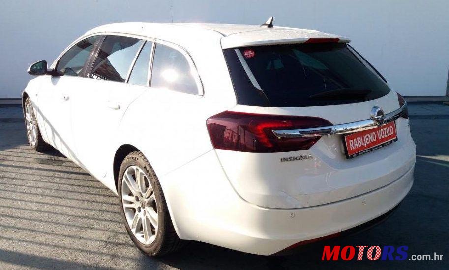 2014' Opel Insignia photo #1