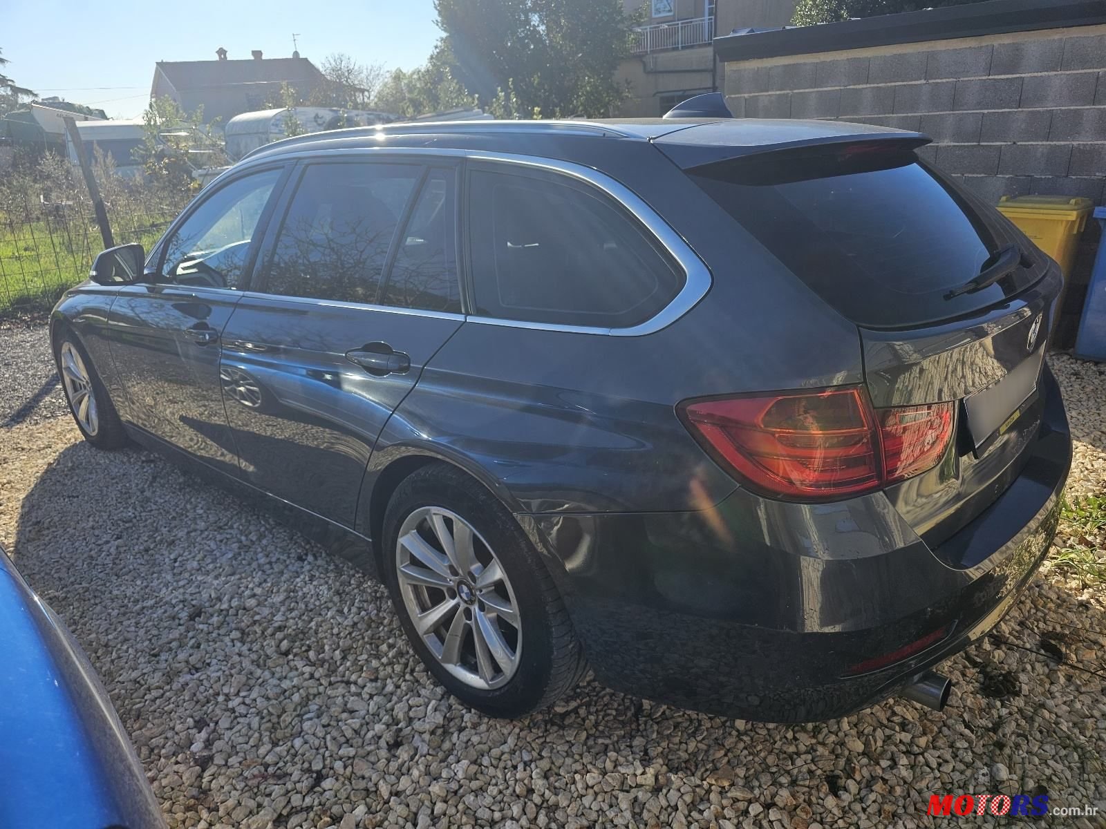 2013' BMW Serija 3 318D photo #3