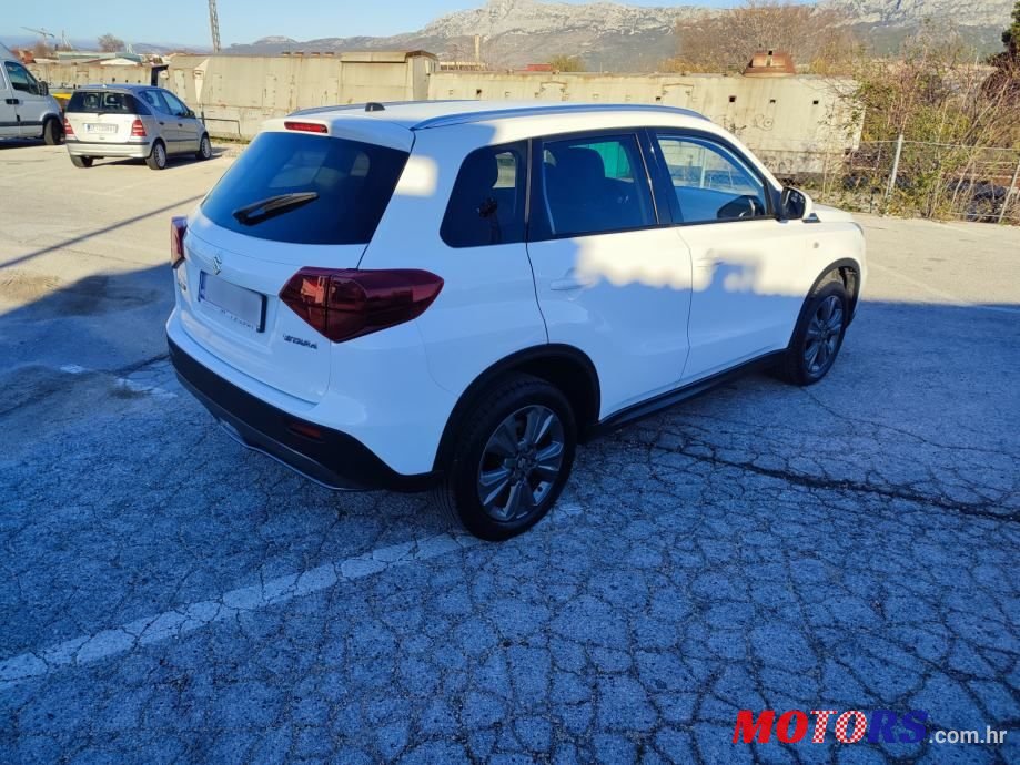 2019' Suzuki Vitara 1,0 photo #5