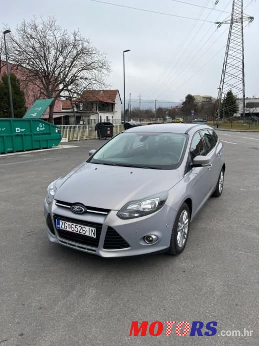 2013' Ford Focus Karavan photo #2