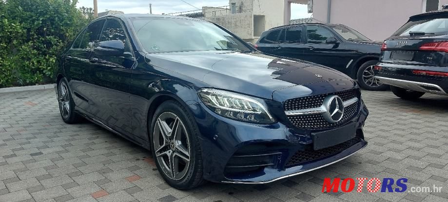 2019' Mercedes-Benz C-Klasa 180 D Amg photo #6