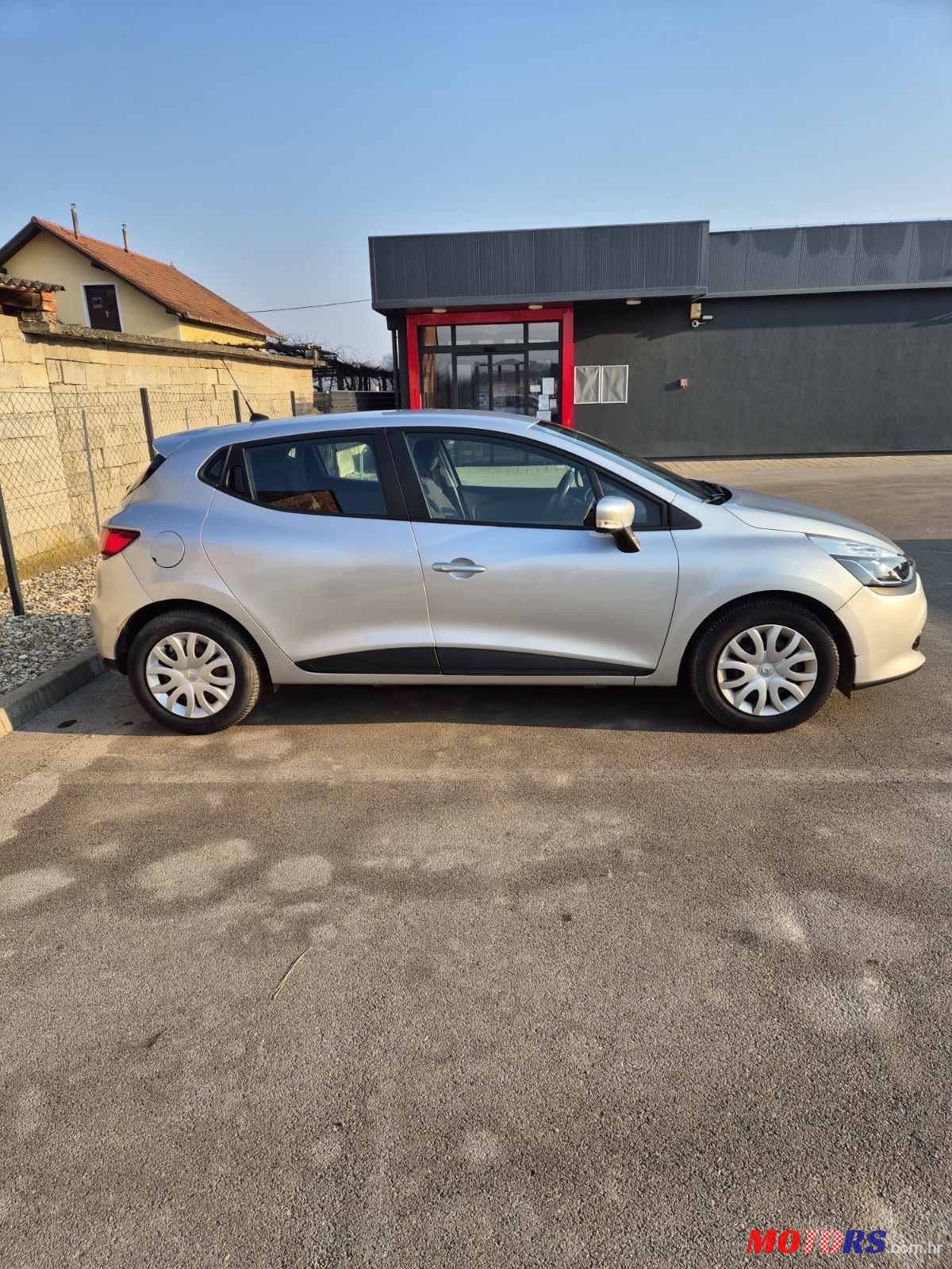 2013' Renault Clio Tce 90 photo #4