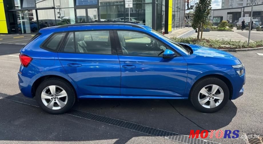 2020' Skoda Kamiq 1,0 Tsi Ambition photo #3