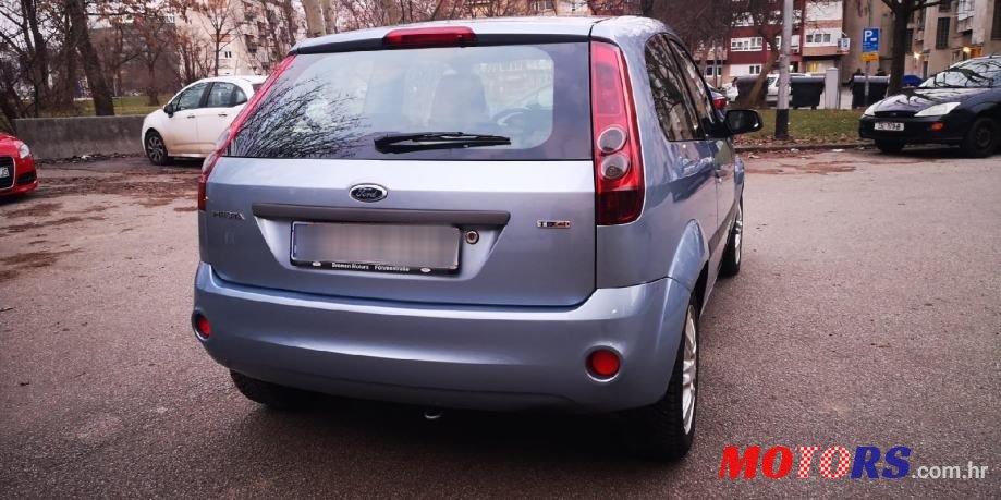2008' Ford Fiesta 1,4 photo #4