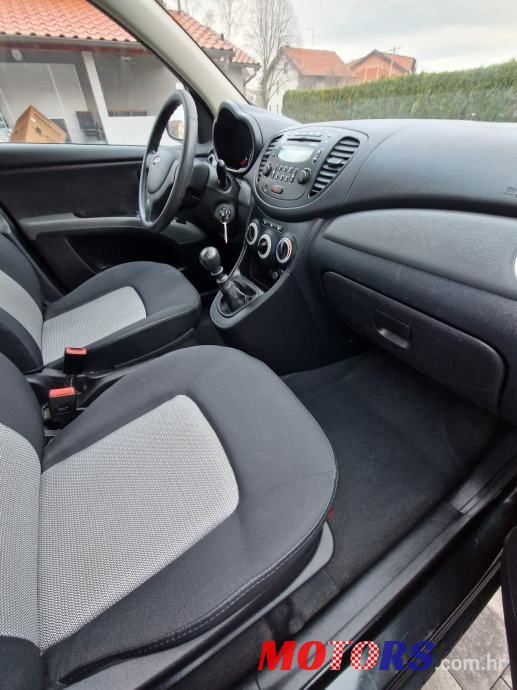 2010' Hyundai i10 1,1 photo #6