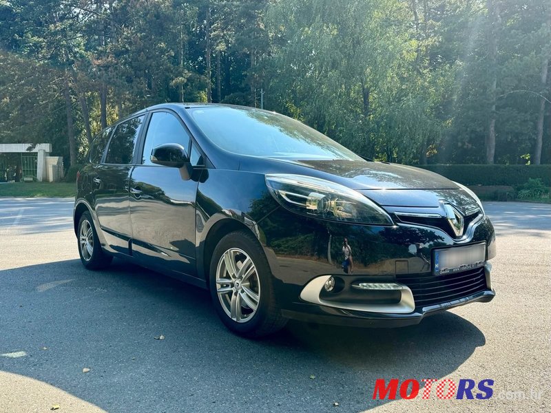 2014' Renault Grand Scenic Dci photo #3