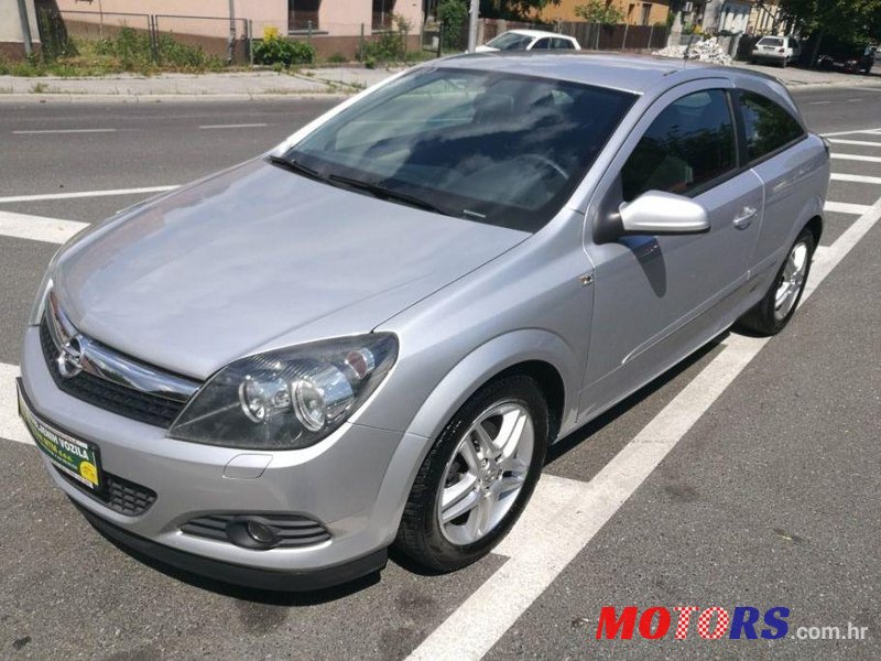 2007' Opel Astra photo #2