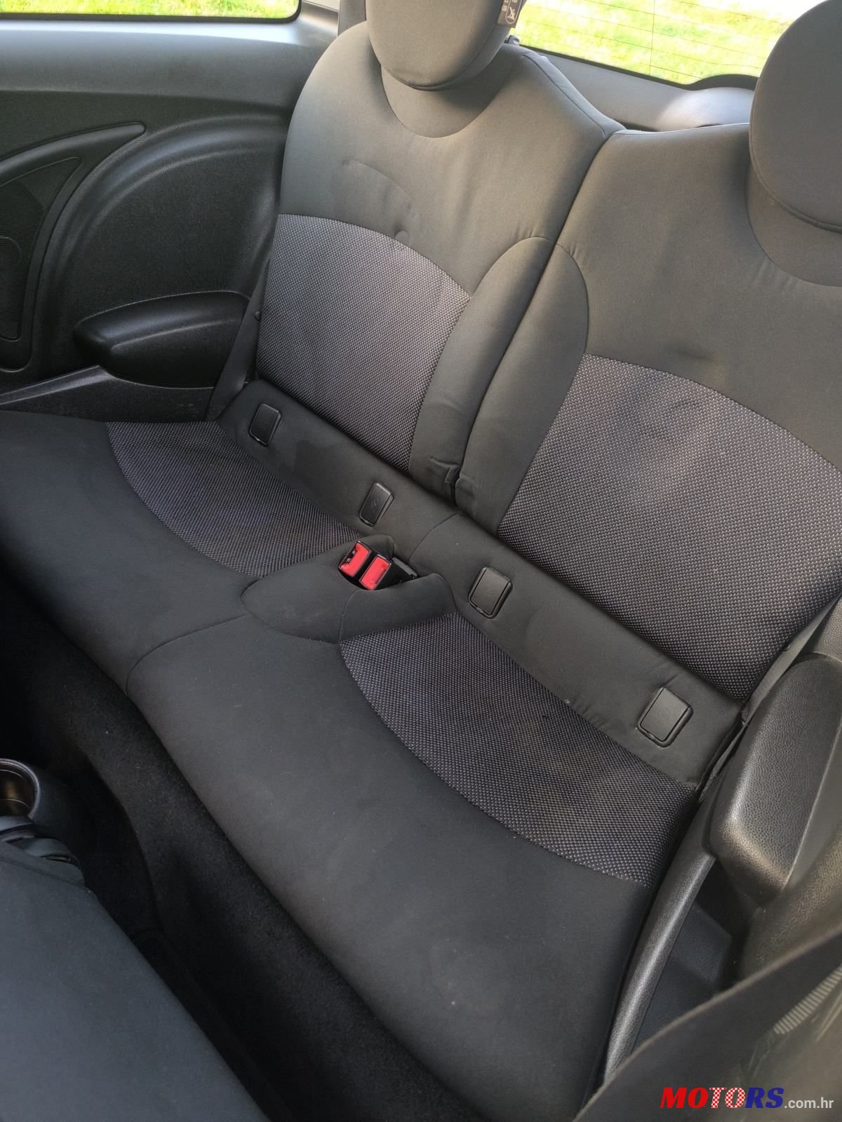 2008' MINI One 1.4, R56 photo #6