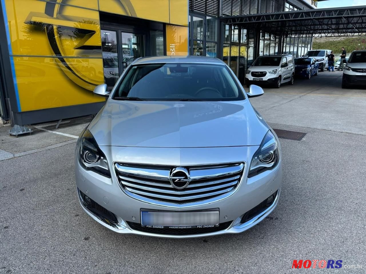 2014' Opel Insignia photo #2