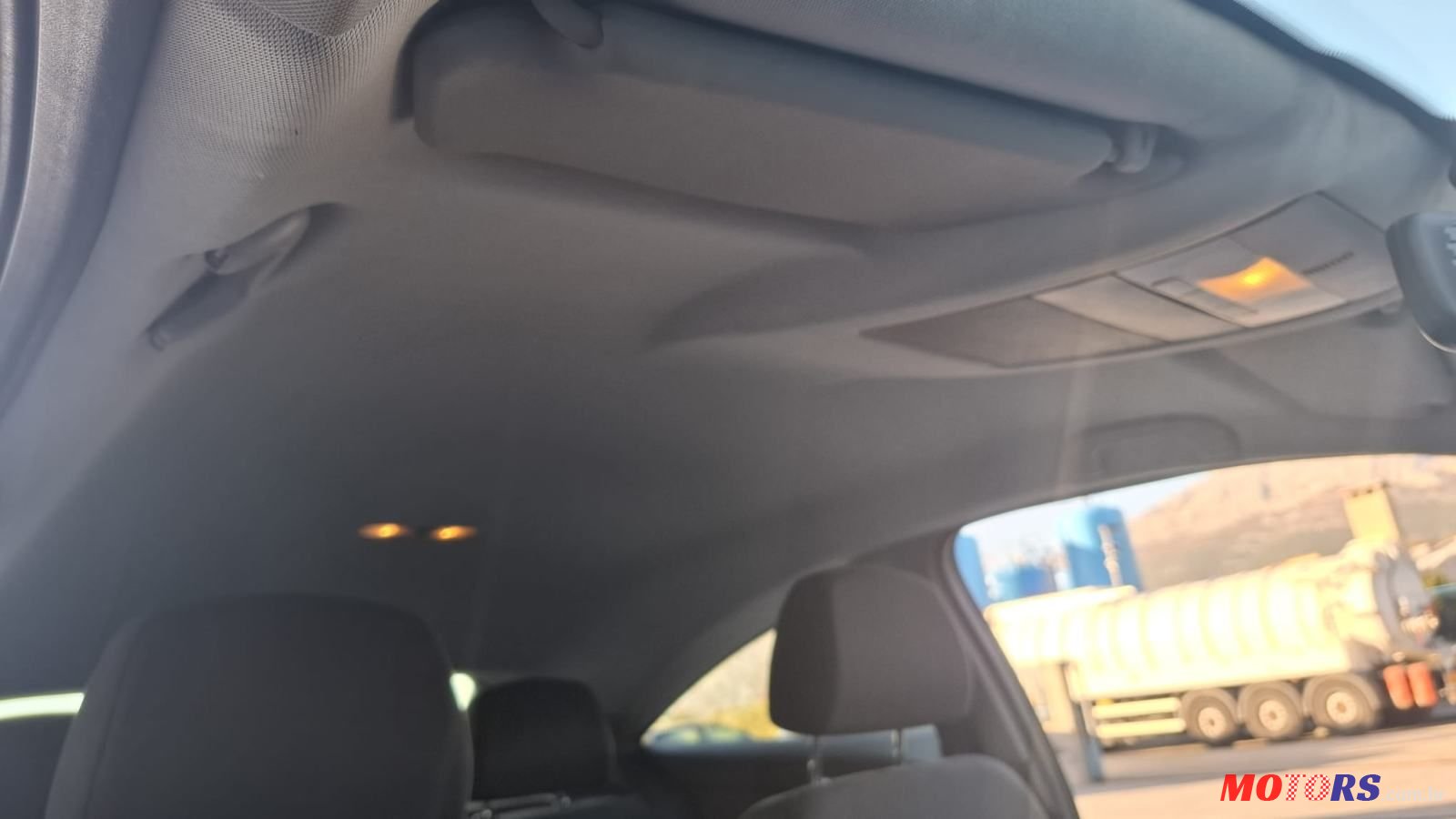 2006' Opel Astra Coupe photo #6