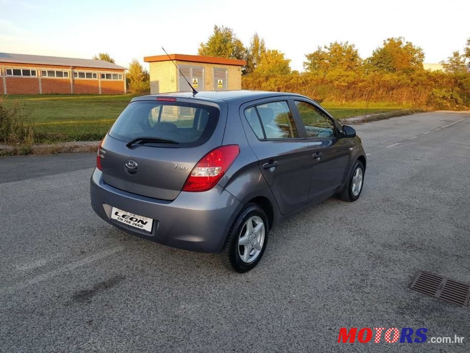 2012' Hyundai i20 1,2 photo #5