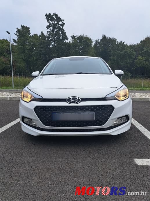 2017' Hyundai i20 1,1 Crdi photo #1