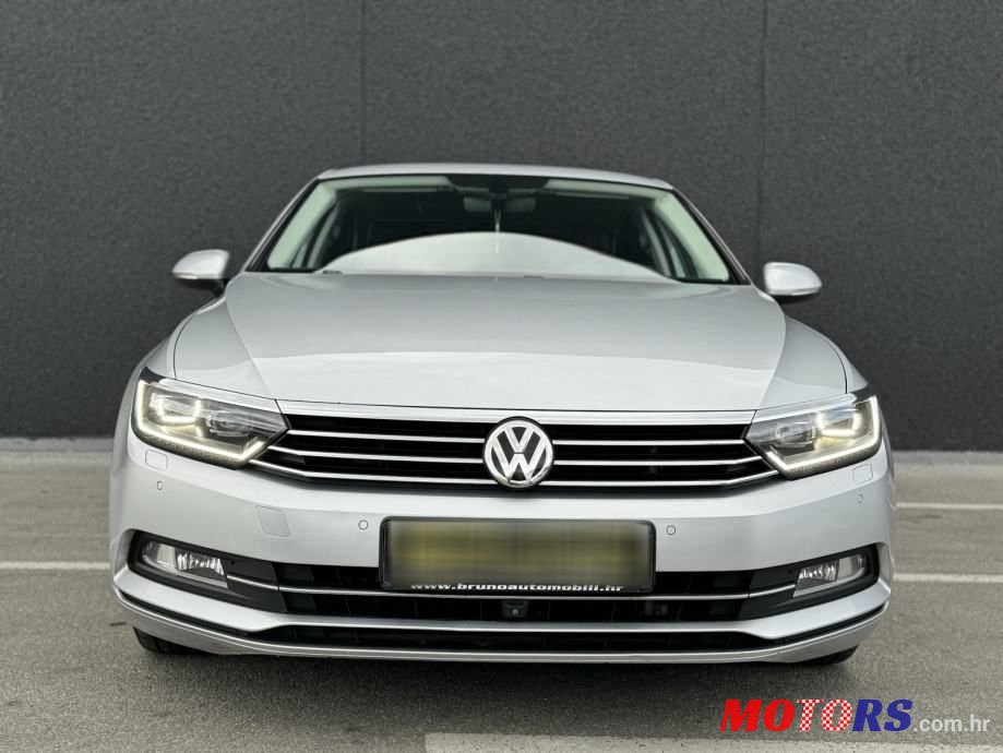 2016' Volkswagen Passat 2,0 Tdi Bmt photo #2