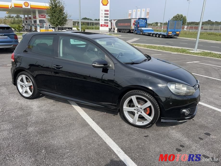 2011' Volkswagen Golf 6 1,6 Tdi photo #2