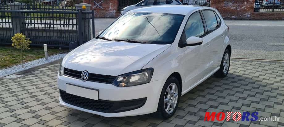 2011' Volkswagen Polo 1,2 photo #2