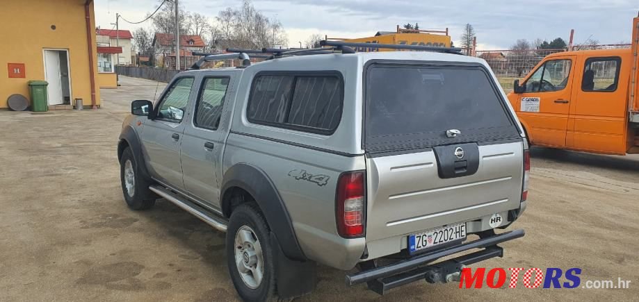 2006' Nissan Navara 4X4 photo #3