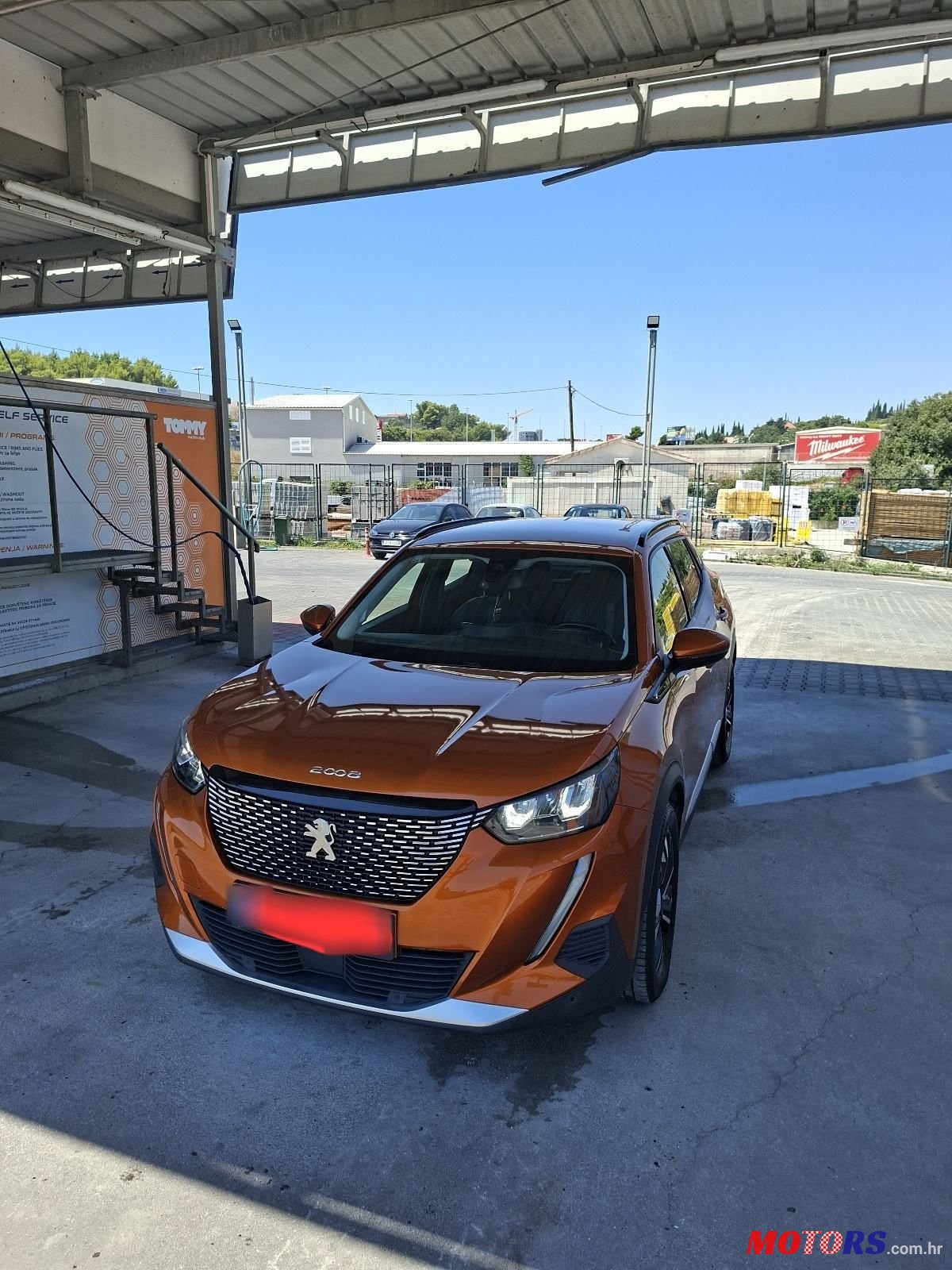 2020' Peugeot 2008 1,2 Puretech photo #1