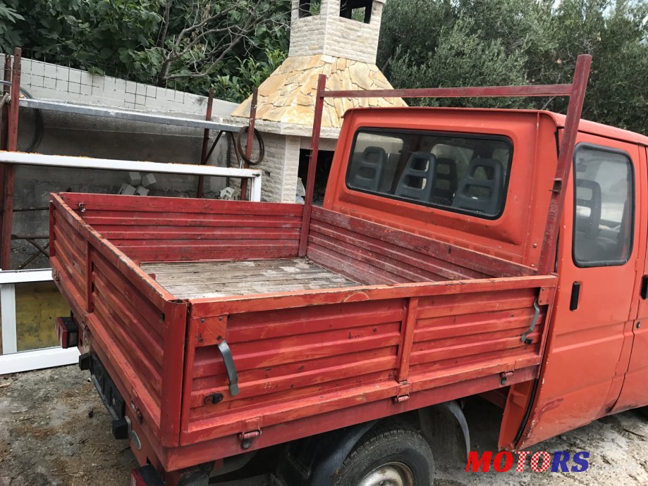 1990' Ford transsit photo #2