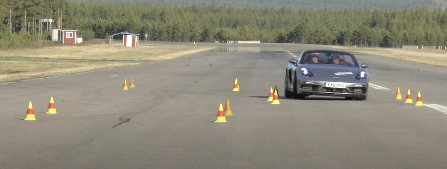 Porsche Boxster moose test