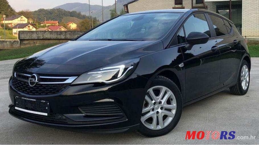 2017' Opel Astra 1.6 Cdti photo #2