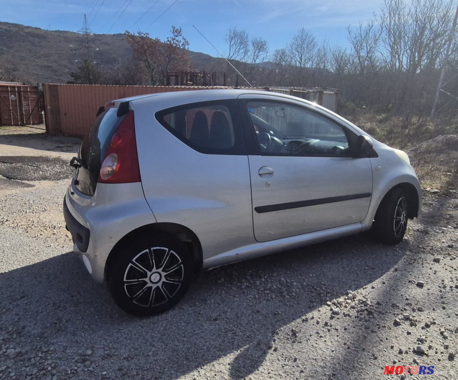 2008' Peugeot 107 1,0 photo #3