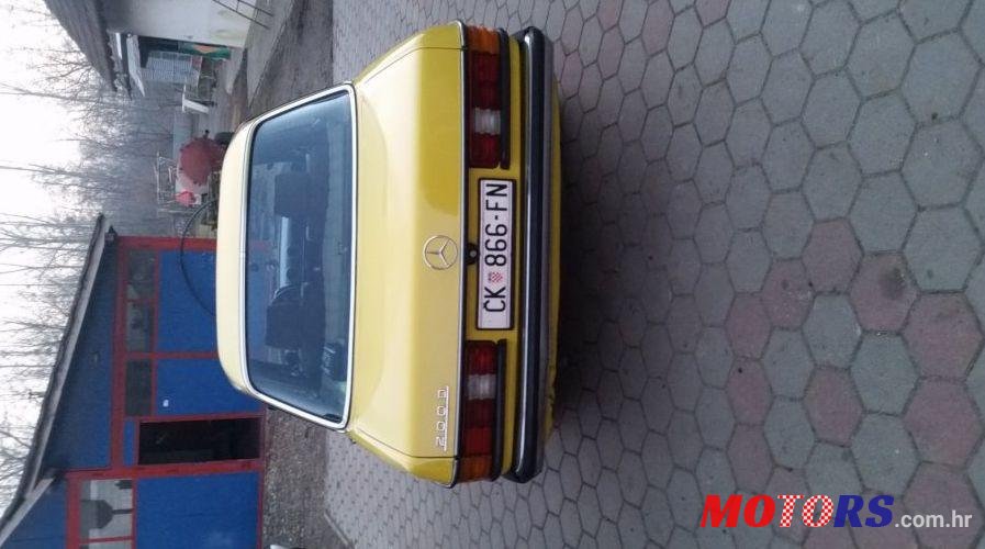 1980' Mercedes-Benz Serija 200 D photo #2